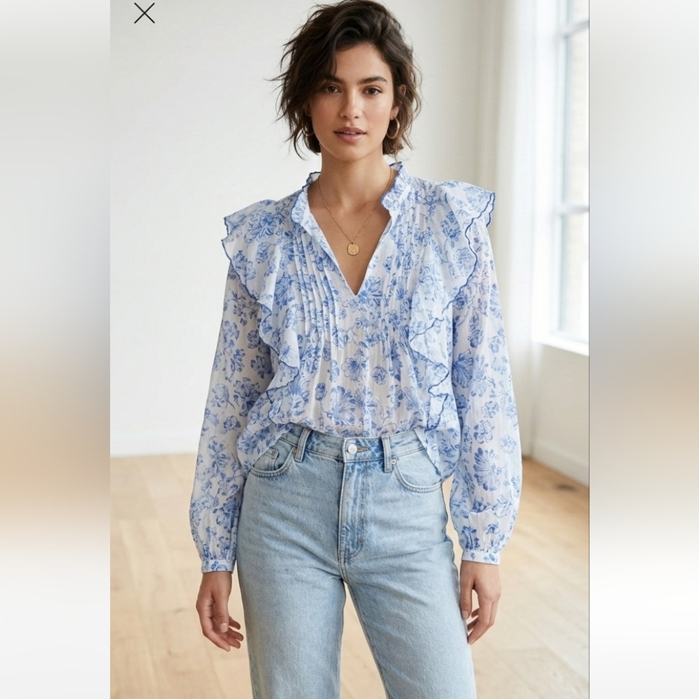 Zara Blue and White Floral Blouse
